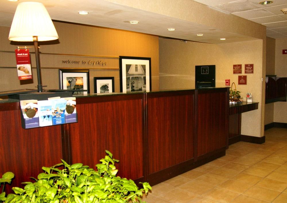 Hampton Inn Dry Ridge Extérieur photo