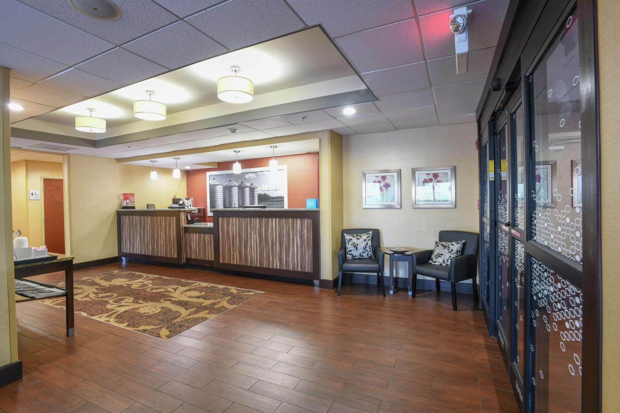 Hampton Inn Dry Ridge Extérieur photo